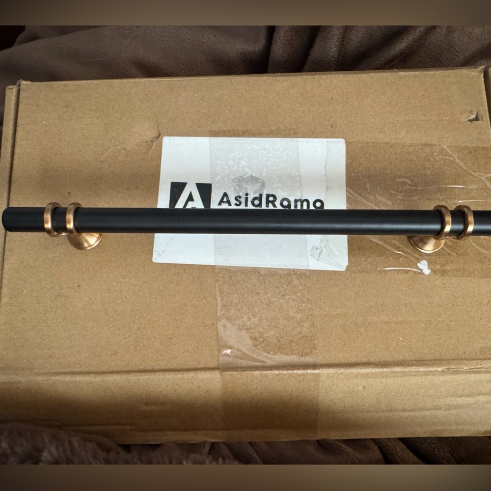Asidrama 10 / 7” hole center Champagne Bronze / Matte Black Cabinet Pull Handle - Picture 9 of 9
